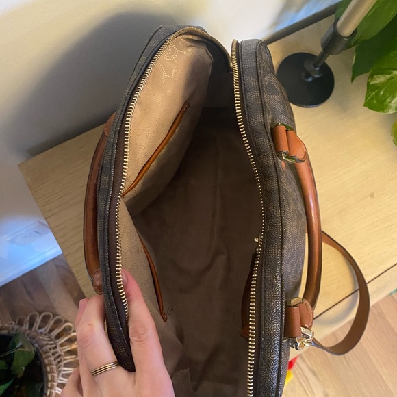 Mk duffle - Picture 3 of 3